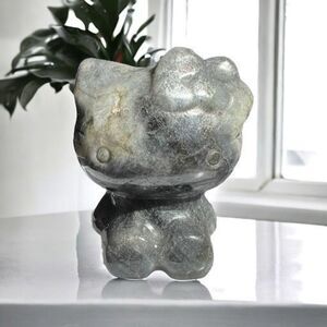 Labradorite‎ Crystal Hello Kitty Carving